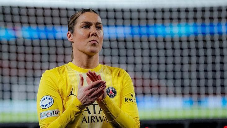 Earps close to WSL return as PSG exit nears