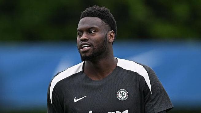 Badiashile to join Napoli on loan