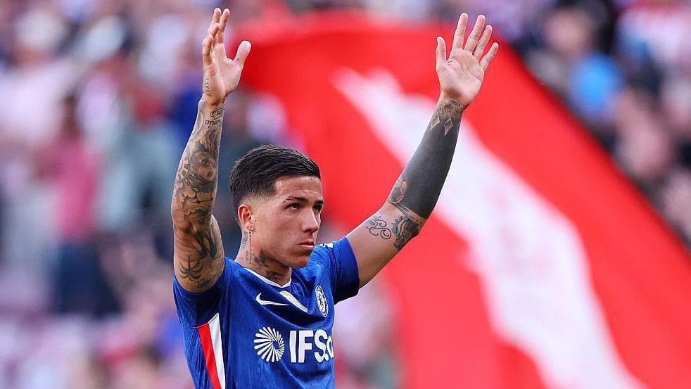 Fernandez returns to Chelsea