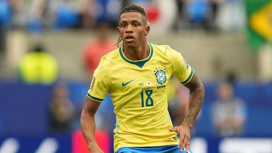 Man Utd and Newcastle interested in Danilo