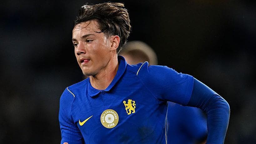 Young Chelsea midfielder Walsh joins Wigan on loan