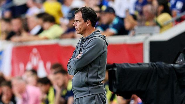 Sunderland 'have to be really precise' in transfer window - Le Bris