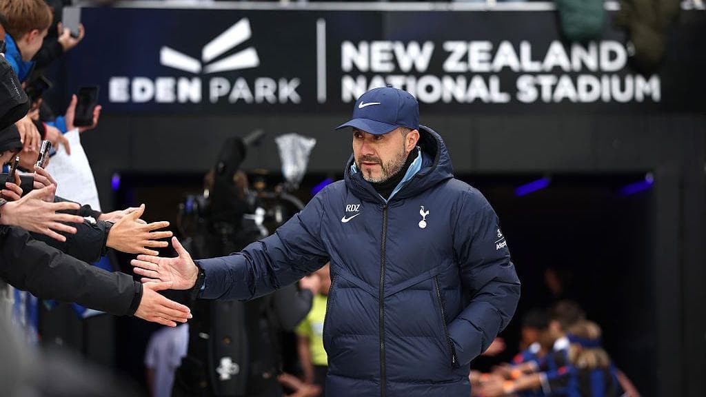 Football Extra newsletter: The Spurs go marching in