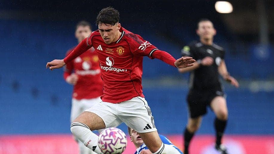Man Utd academy duo in Arsenal talks