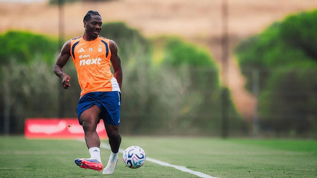 'It is good to dream' - Aina eyes Champions League spot under Glasner