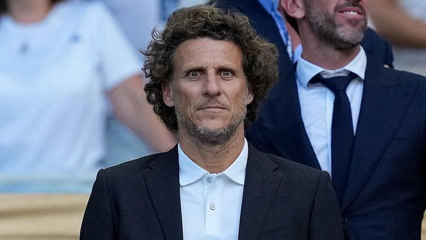 Forlan agrees to become interim Uruguay head coach