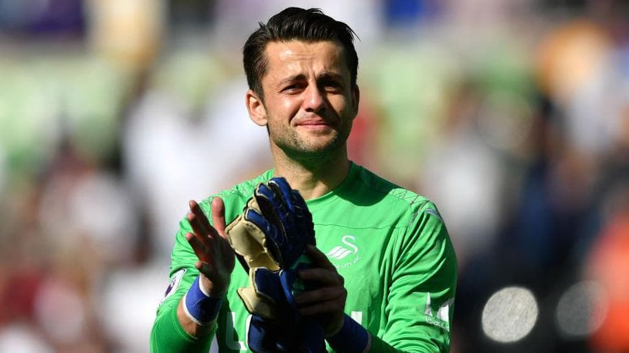 Ex-Swansea stopper Fabianski announces retirement