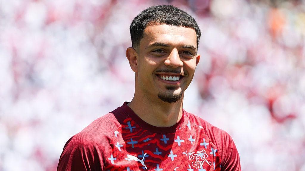 Amdouni's Switzerland into last 32 of World Cup
