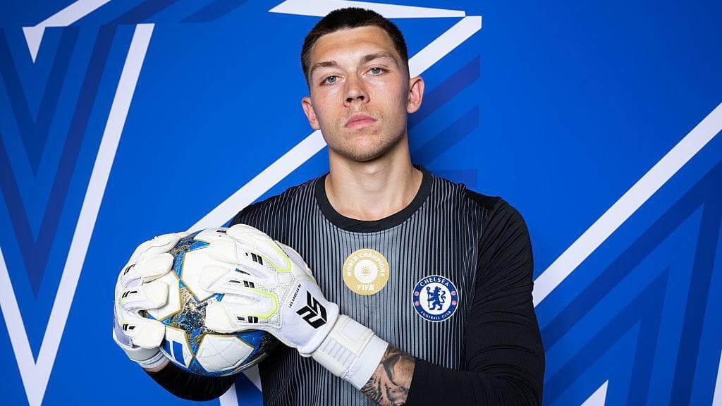 Slonina to leave Chelsea this summer