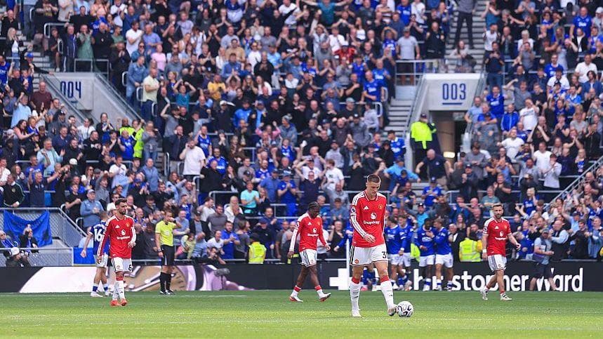 Analysis: Reds must tighten up at back