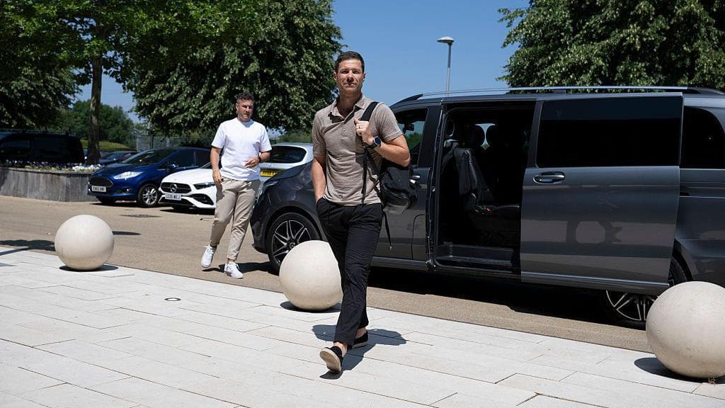 'A big honour' - Alonso reports for first day at Cobham