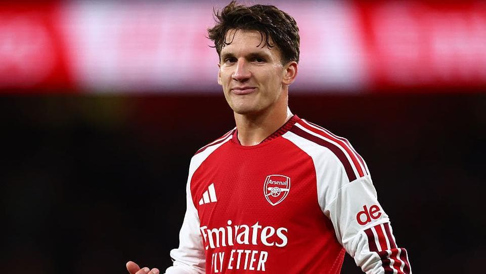 Swaggering Arsenal want title attack, not defence