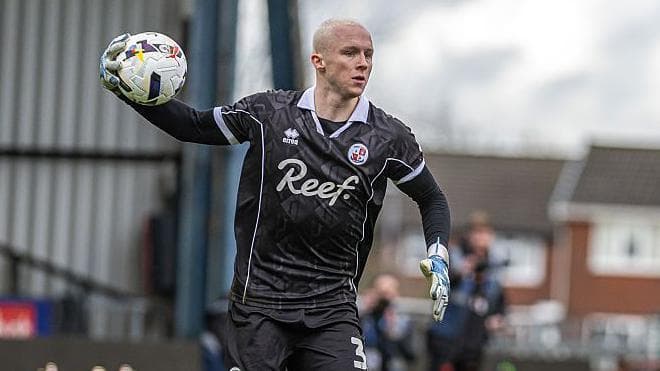 St Mirren buy goalkeeper Chapman from Huddersfield
