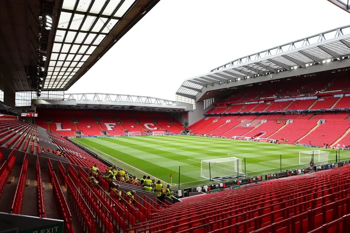 Liverpool open talks with Manchester City attacking midfielder ‘expected to leave’ this month