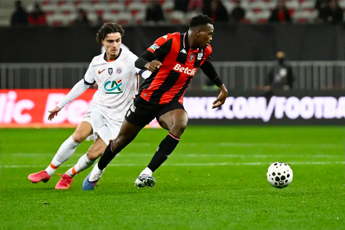 Hugo Viana remains big fan of Man City centre-back amid ‘plenty of interest’ in loan transfer