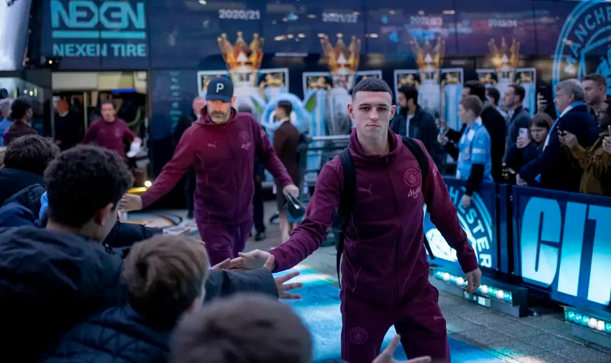 Scott Carson backs Phil Foden to comeback stronger from his England World Cup snub