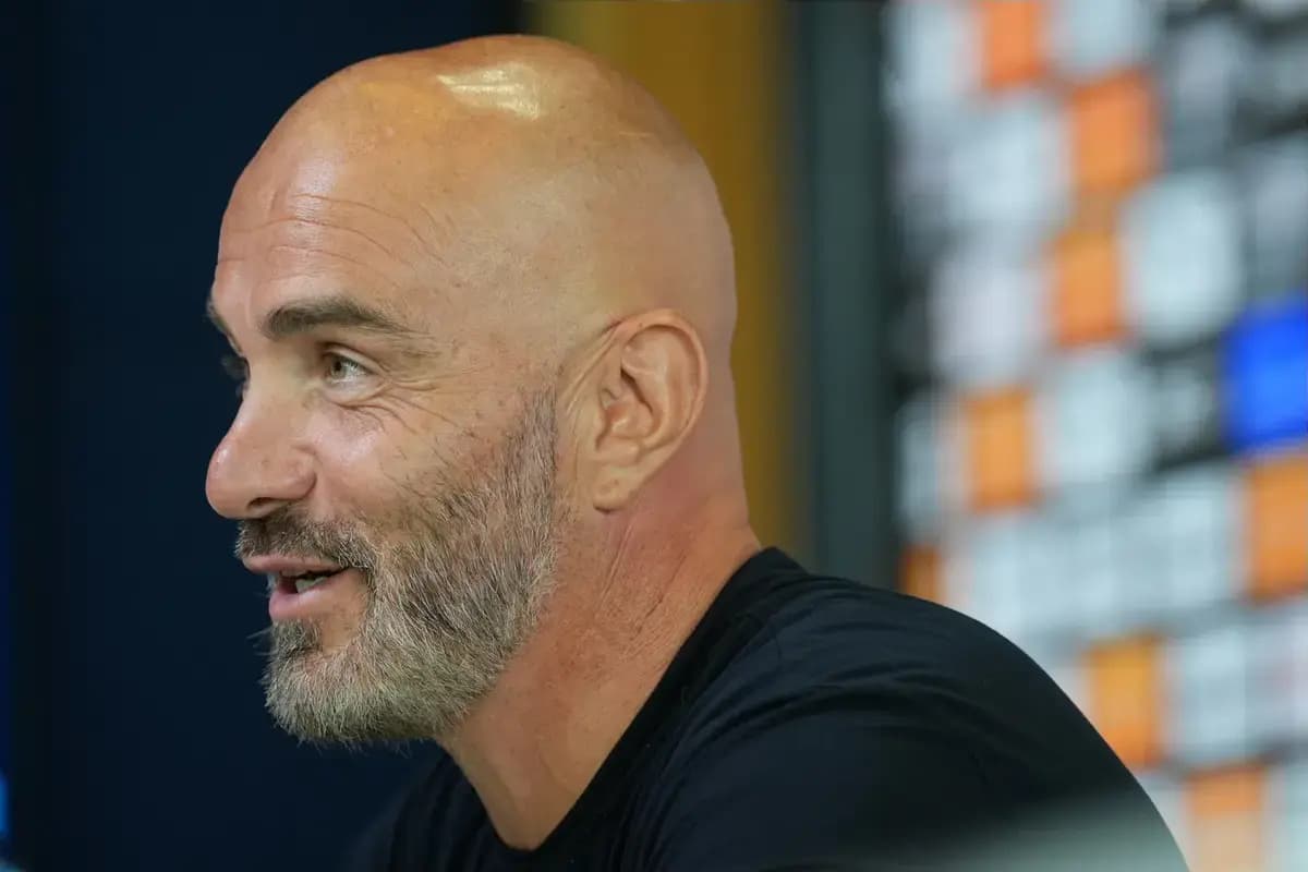 Enzo Maresca issues first response to question on Manchester City’s 115 charges