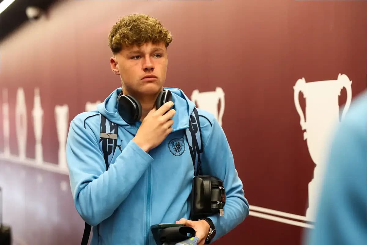 League One club confirm season-long loan for Manchester City goalkeeper