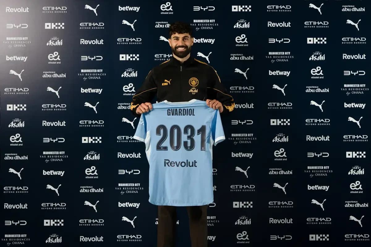 Josko Gvardiol signs new Manchester City contract until 2031
