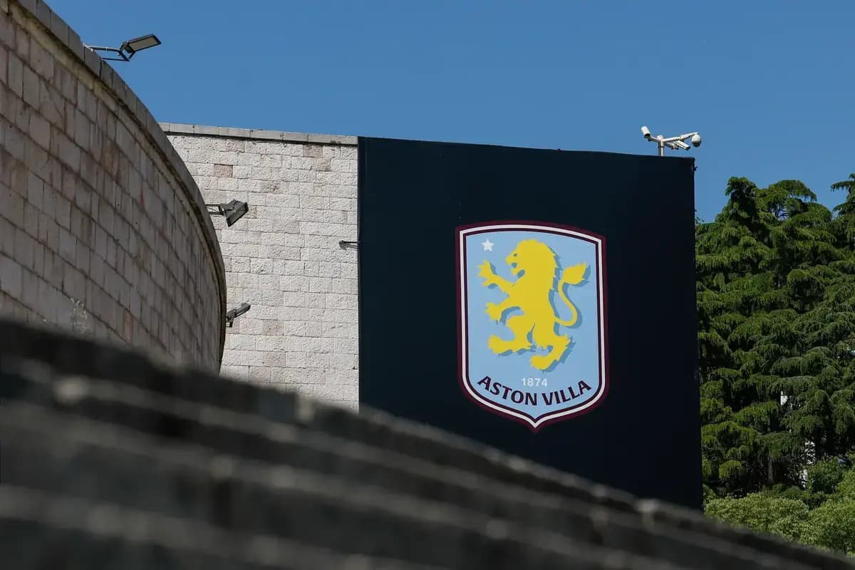 Aston Villa forward set to join Manchester City after rejecting scholarship deal