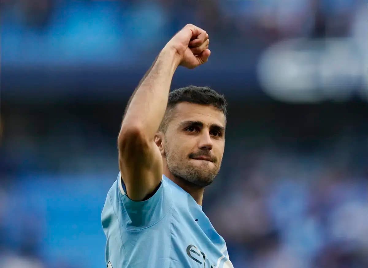 European giants ruled out of race to sign Manchester City’s Rodri