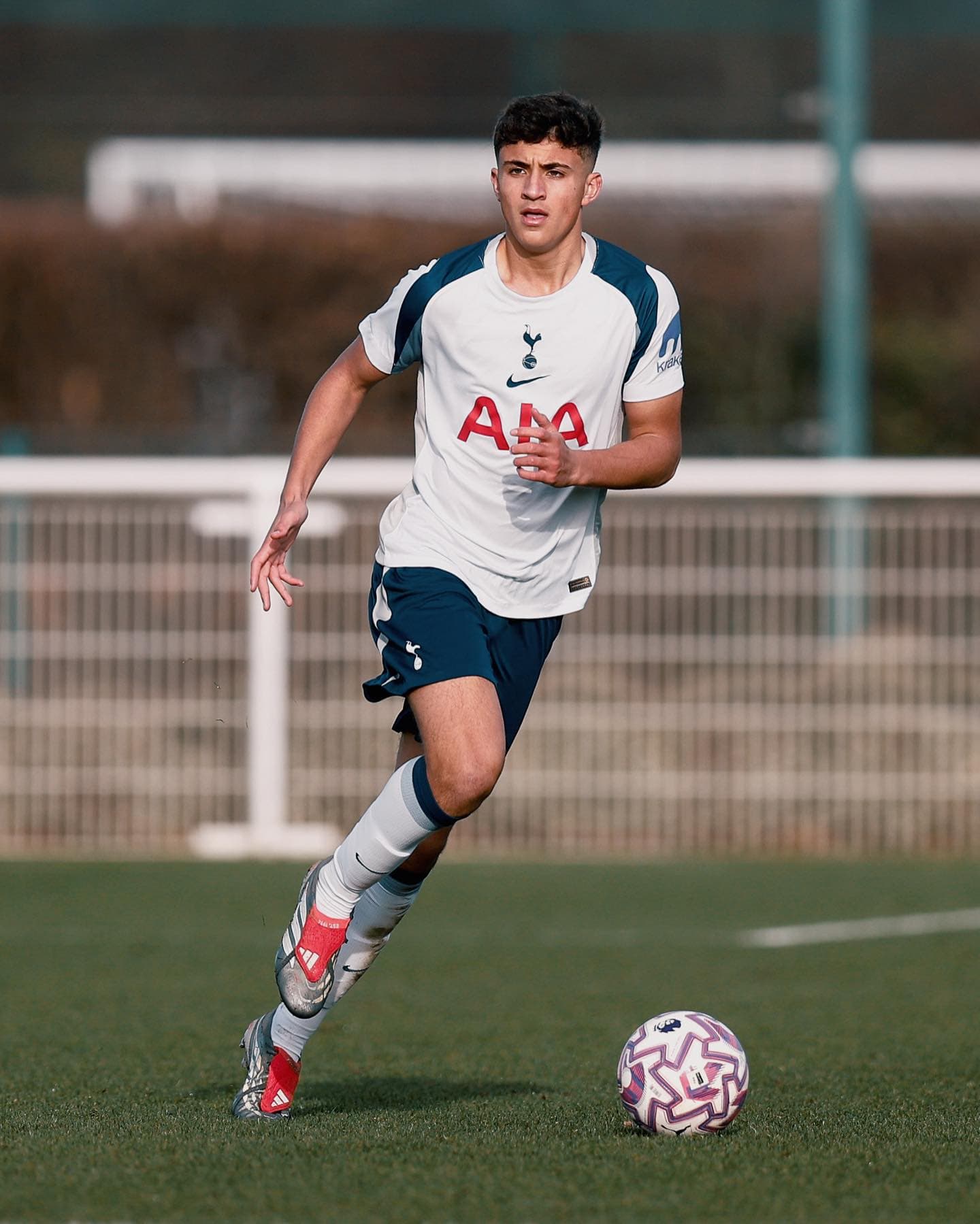 18yo opts to join Arsenal after leaving Spurs