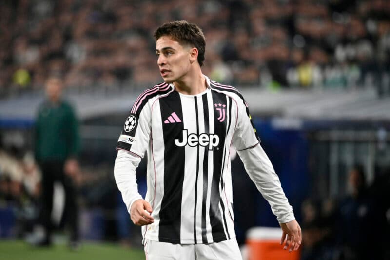 Arsenal still interested in 2 top attackers this summer