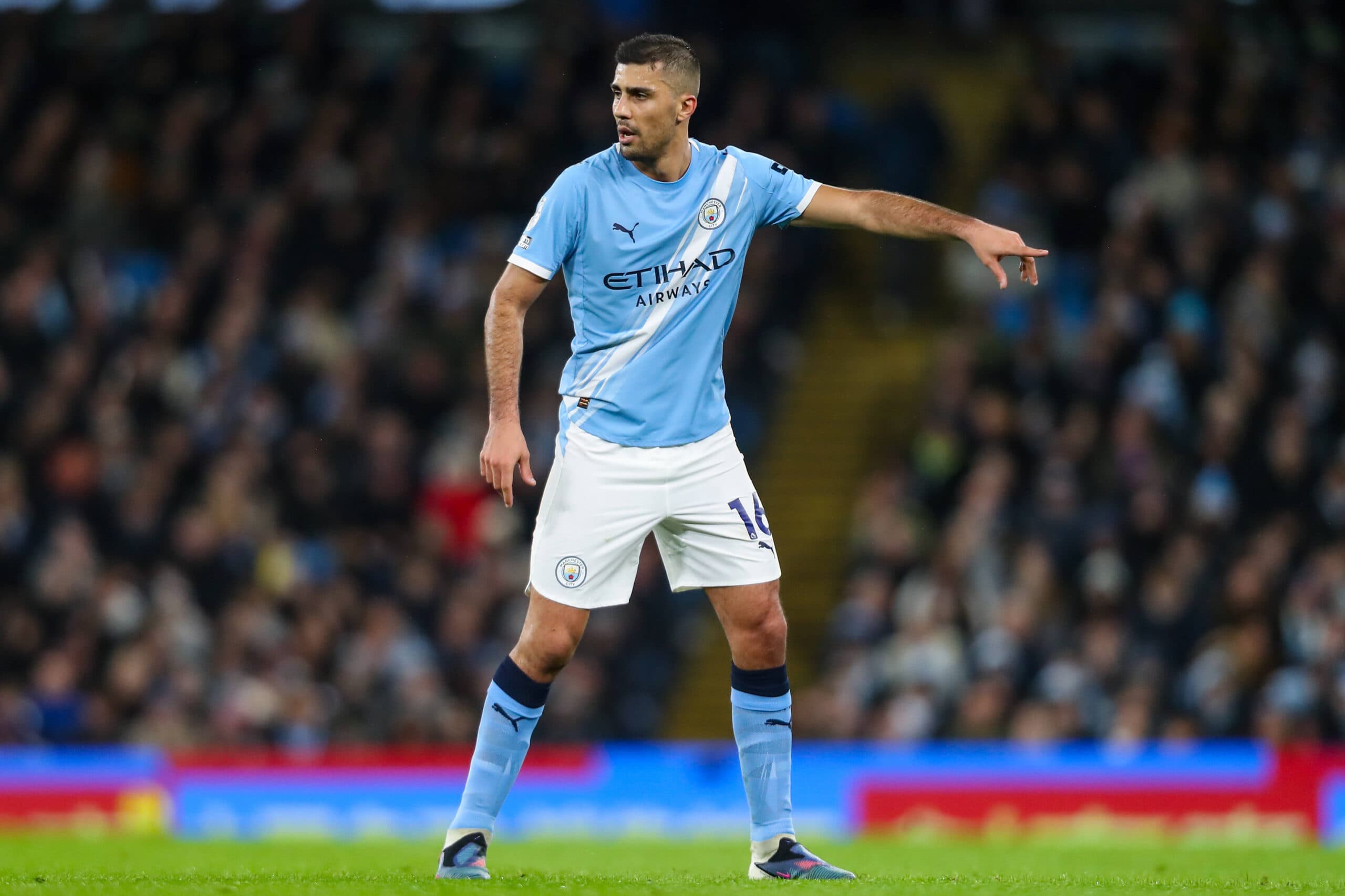 Sky Sports: Man City reject £55m bid for Rodri