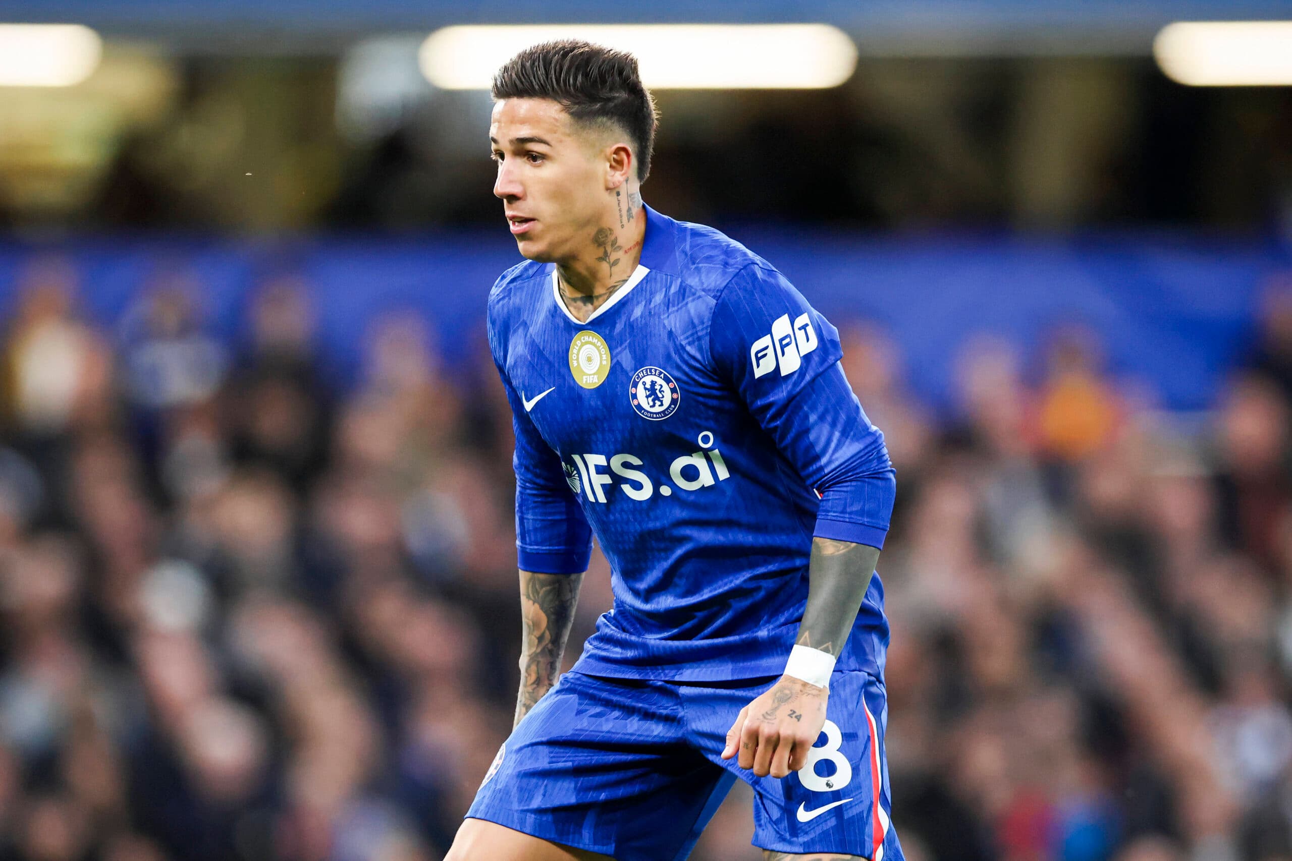 Report: Chelsea star opens the door to surprise Man City move