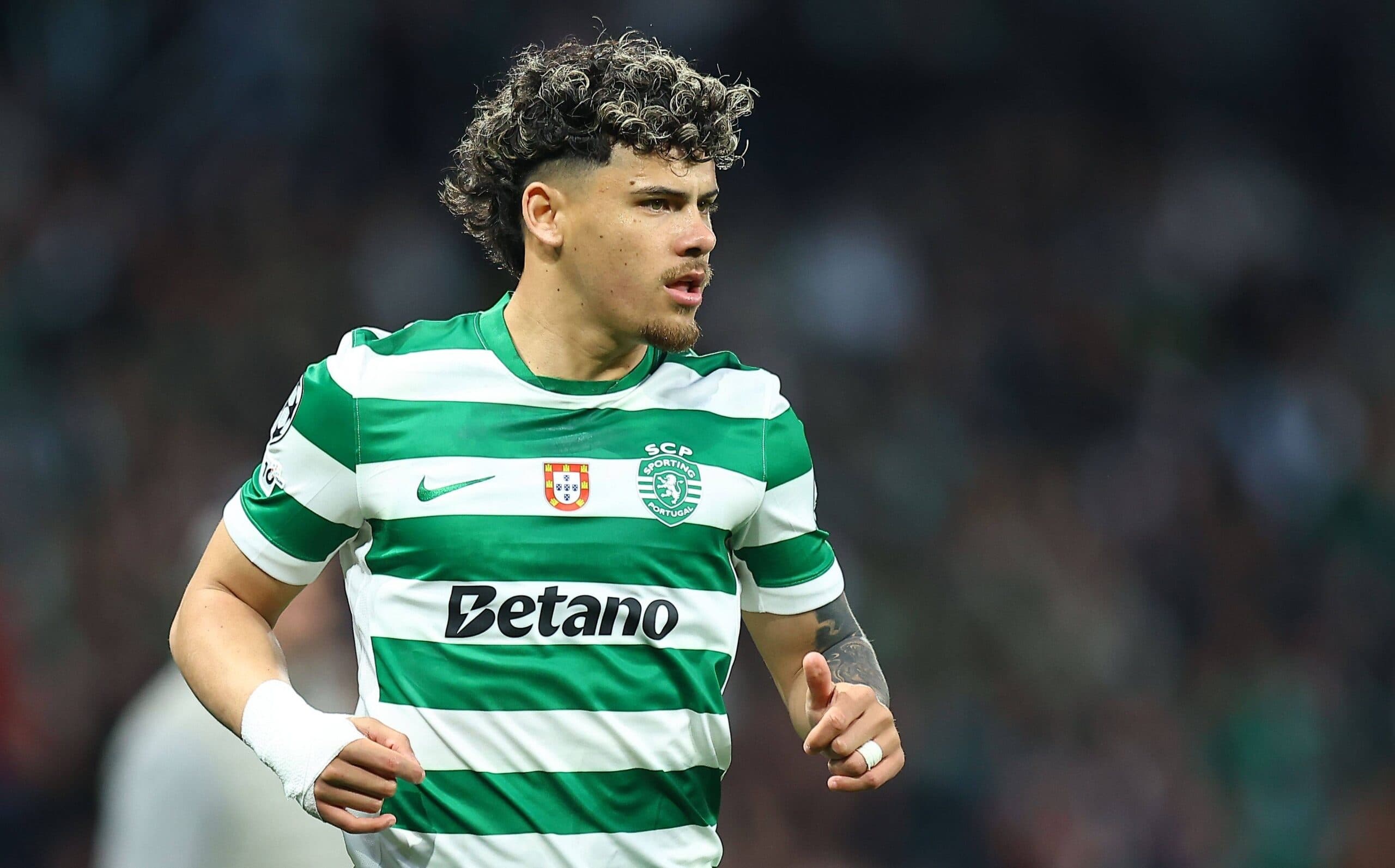 Report: Man United considering move for defender with £70m release clause