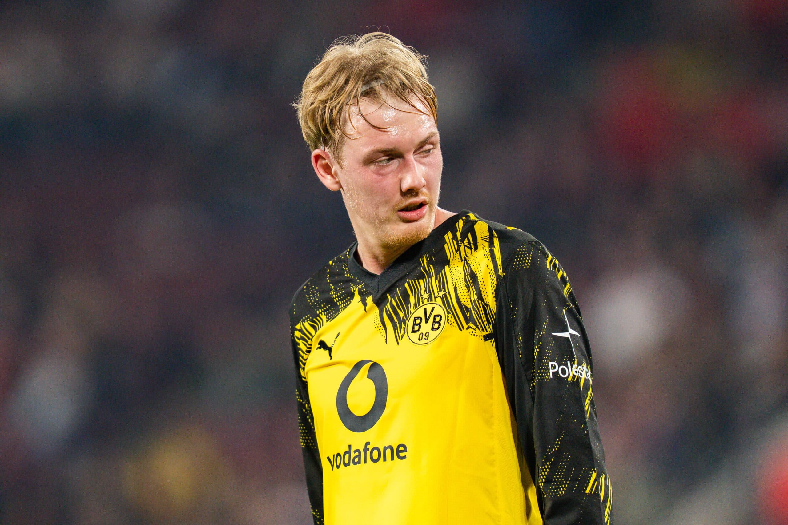 Report: Leeds United eyeing huge move to sign Bundesliga veteran