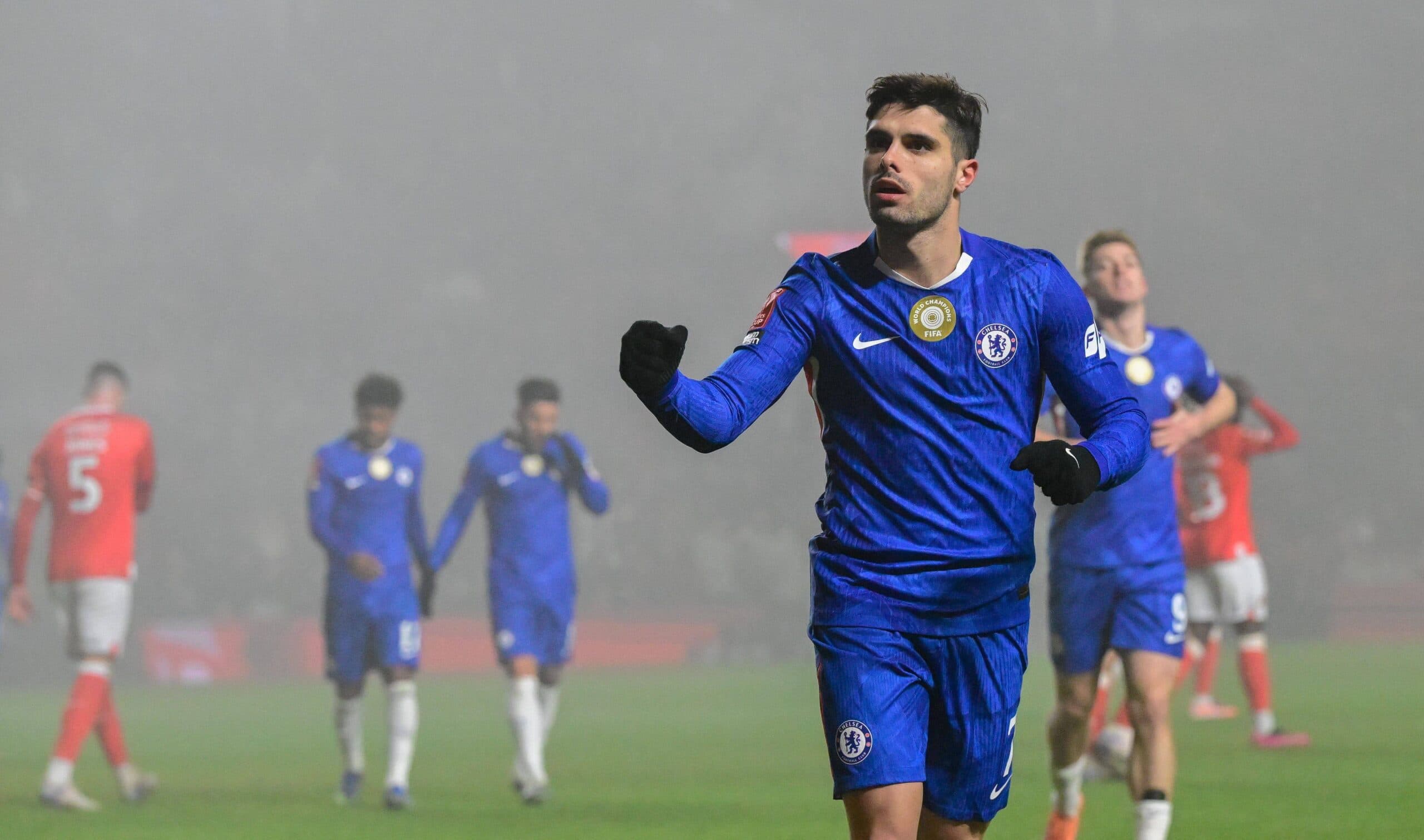 Report: Chelsea forward wanted by two Premier League rivals in January