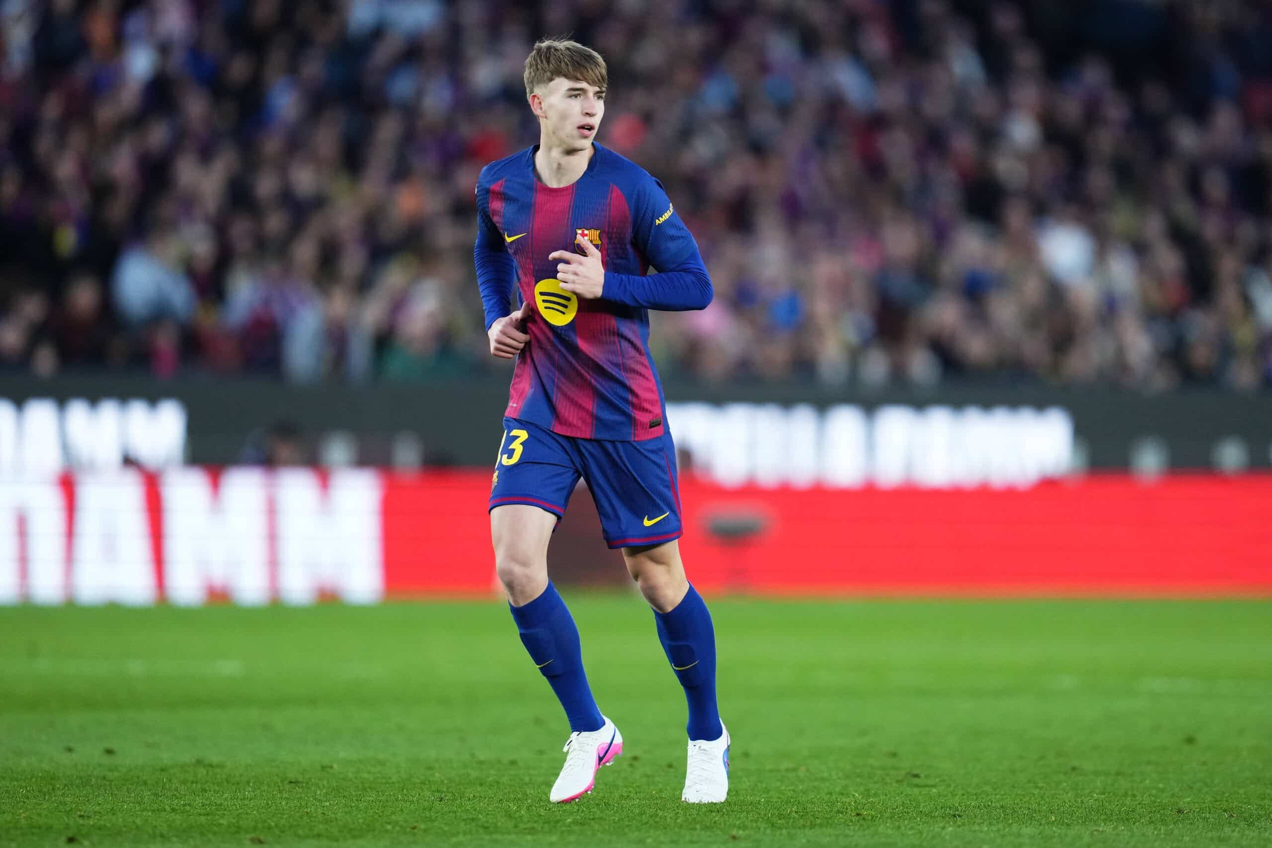 Report: Man City have held talks over move for Barcelona midfielder