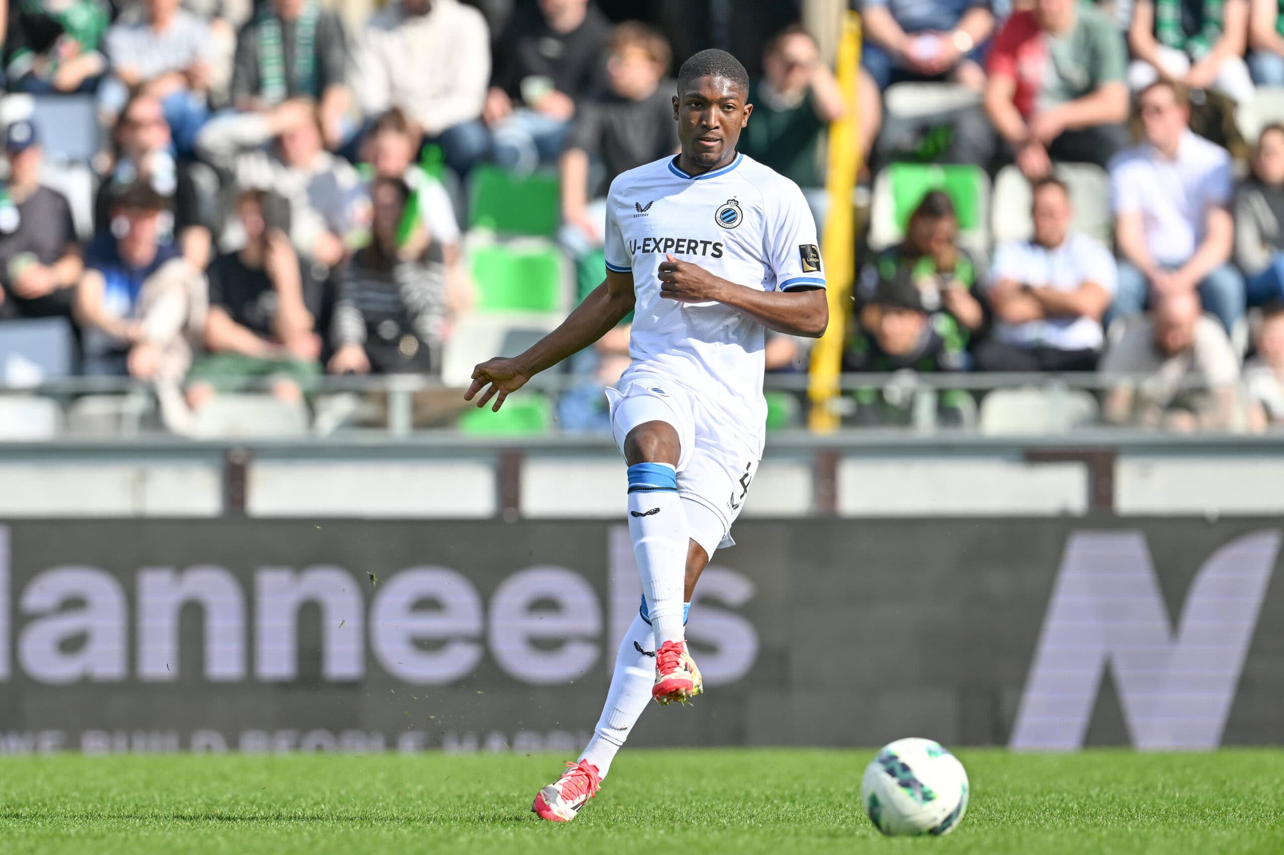 Report: Liverpool ready to move for £40m-rated defender