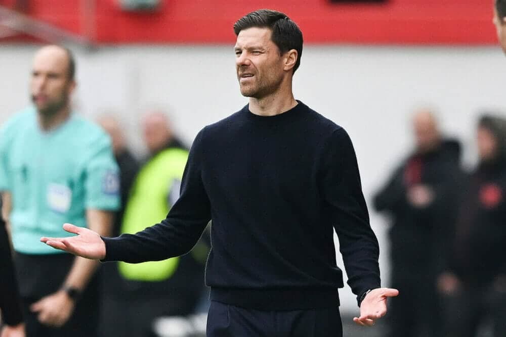 Report: Chelsea eyeing move to steal Manchester United wonderkid