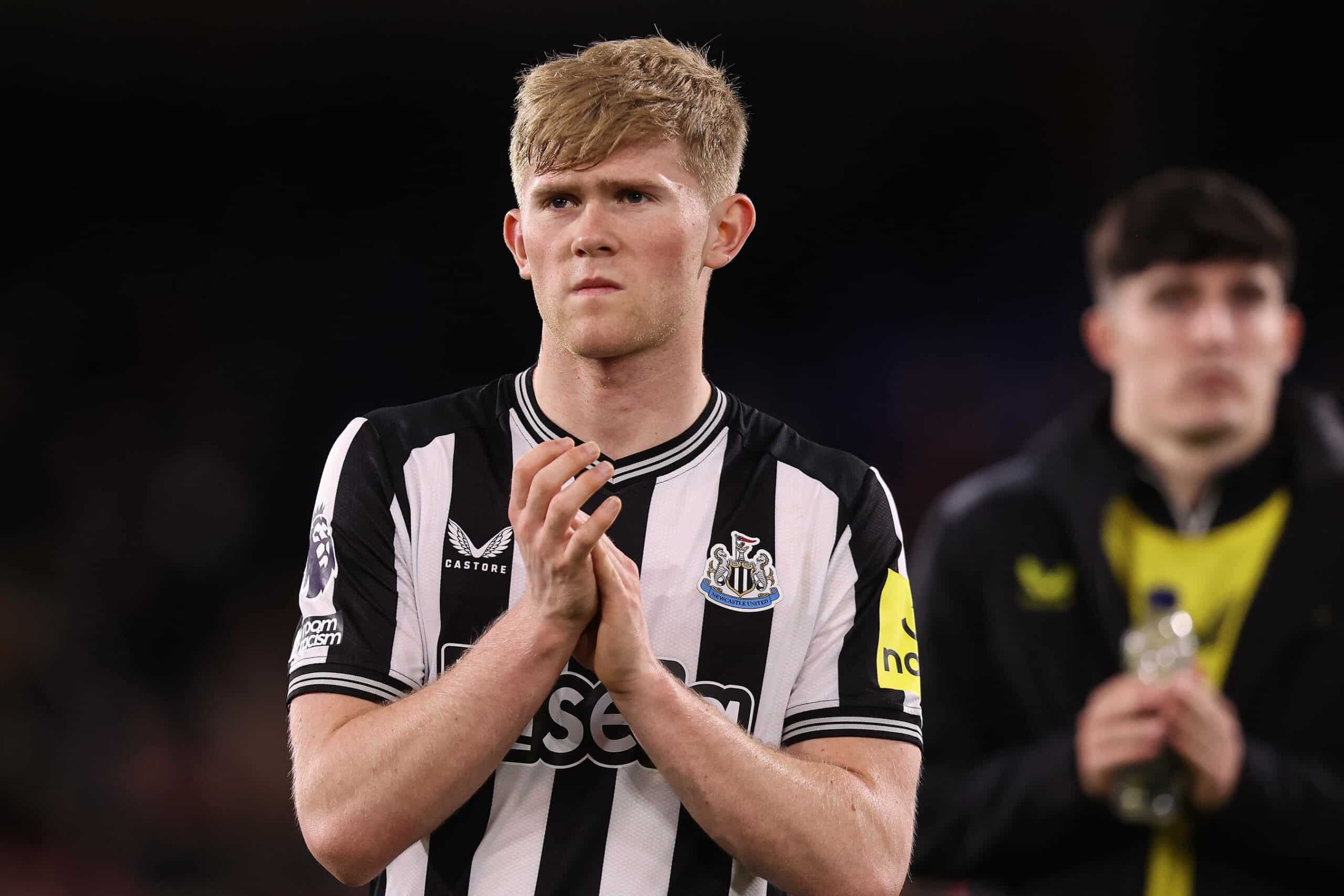 Manchester United set to miss out on top defender target