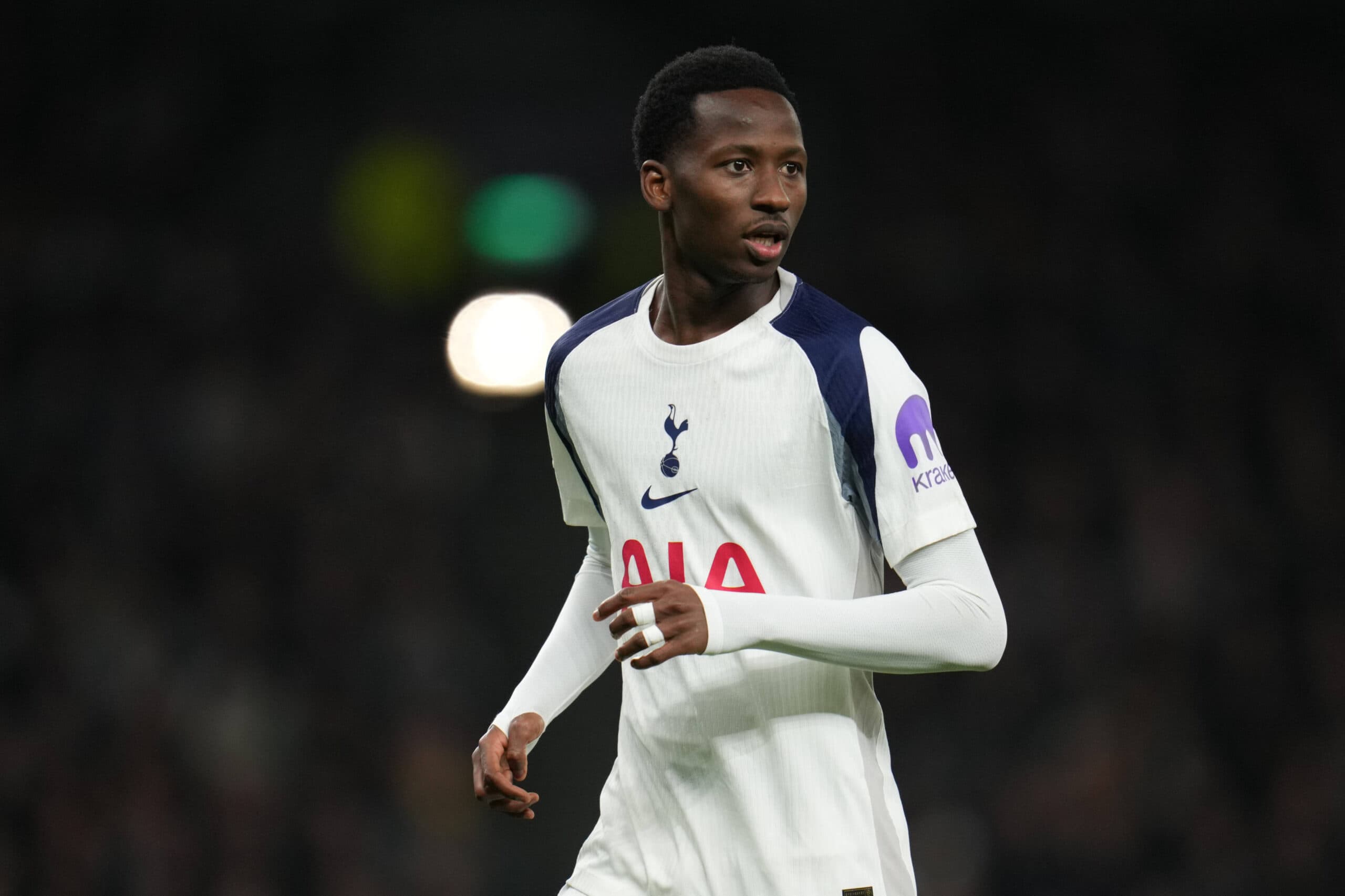 Report: Tottenham Hotspur want to keep midfielder despite latest rumours