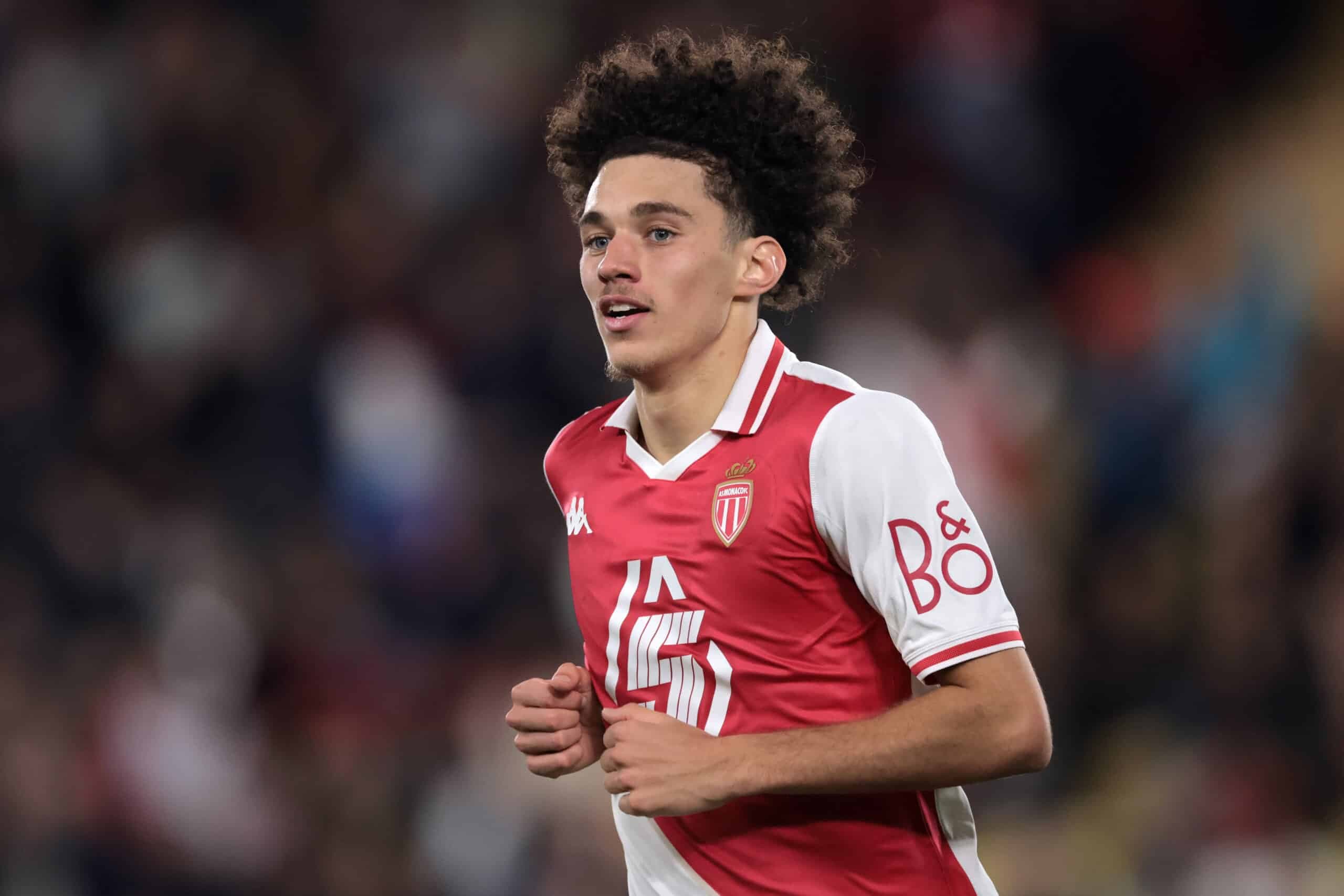 Liverpool and Manchester United told target favours European giants