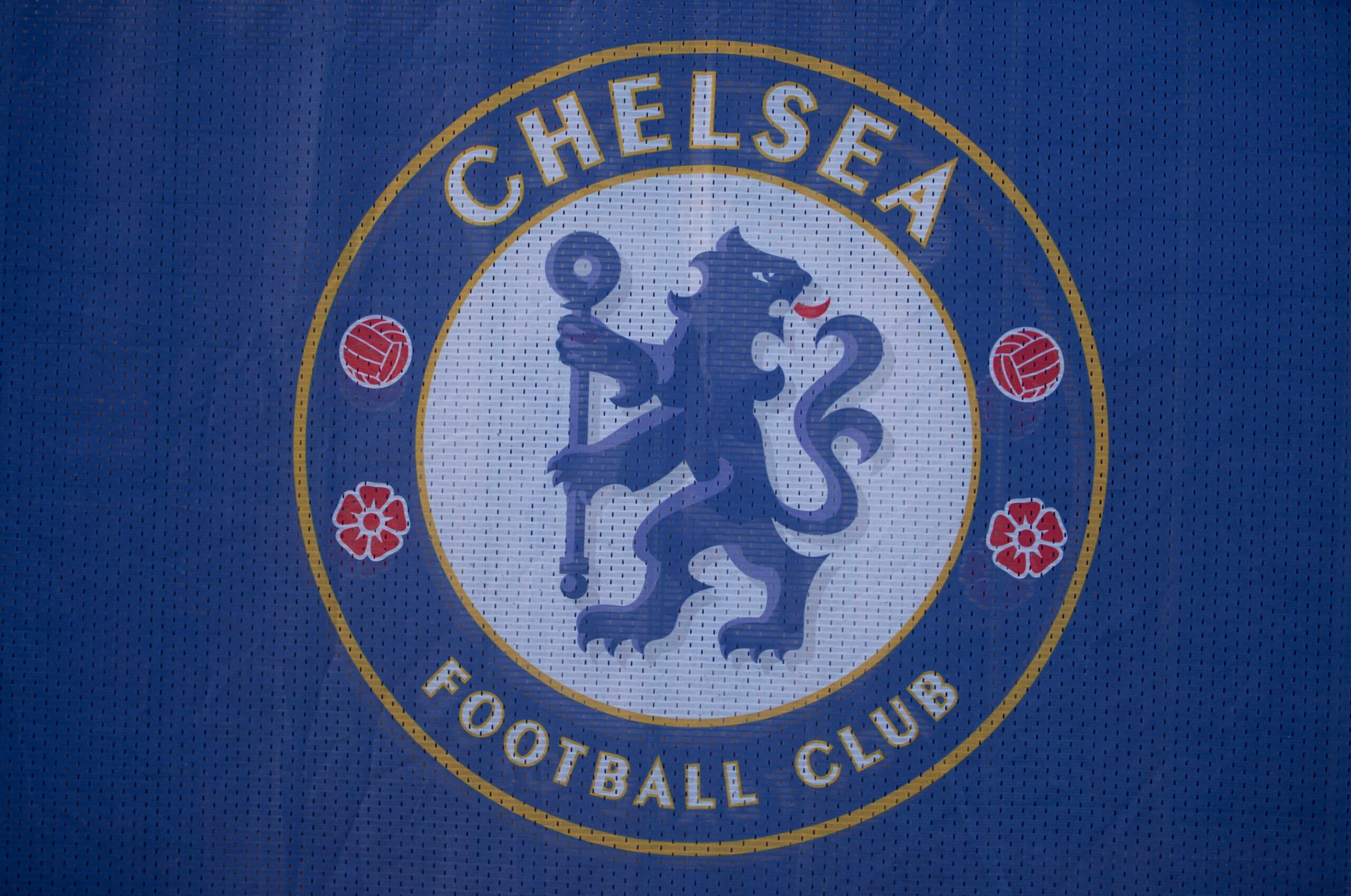 Report: Chelsea are in the race to sign Barcelona defender