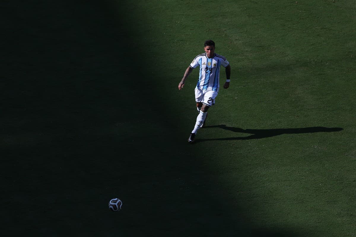 Manchester City have a deadline to meet if they want to sign Chelsea’s World Cup winner