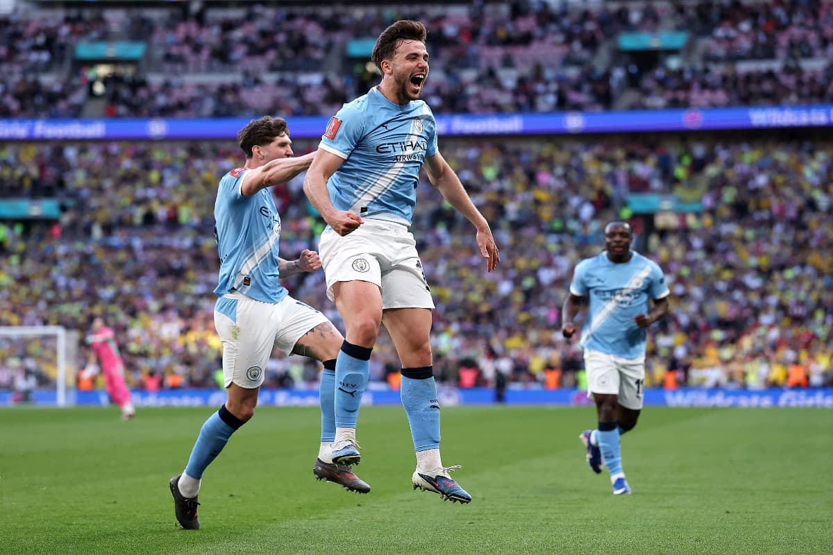 The future of a Manchester City midfielder is now painstakingly clear