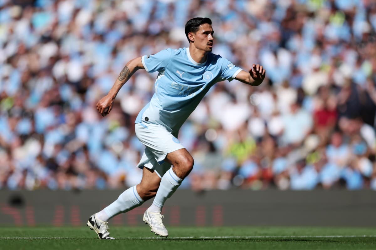 A much-maligned Manchester City midfielder is linked with a move to Spain
