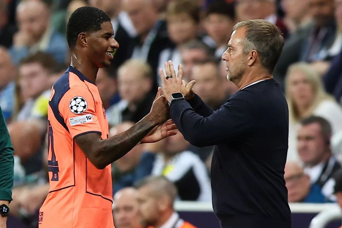 Teammate urges Barcelona to sign Marcus Rashford permanently