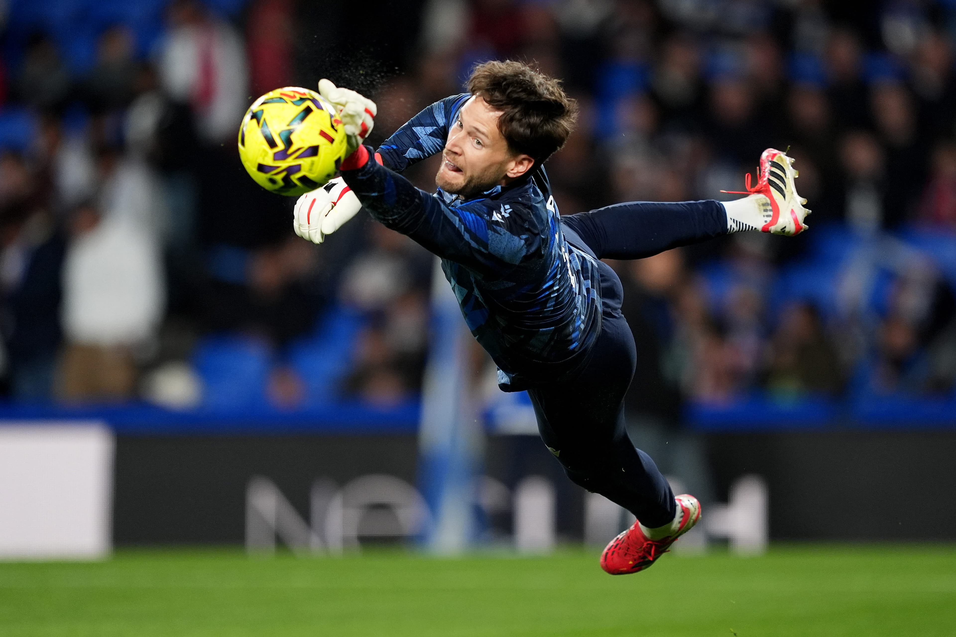 Real Sociedad will accept €8m for sale of Barcelona target