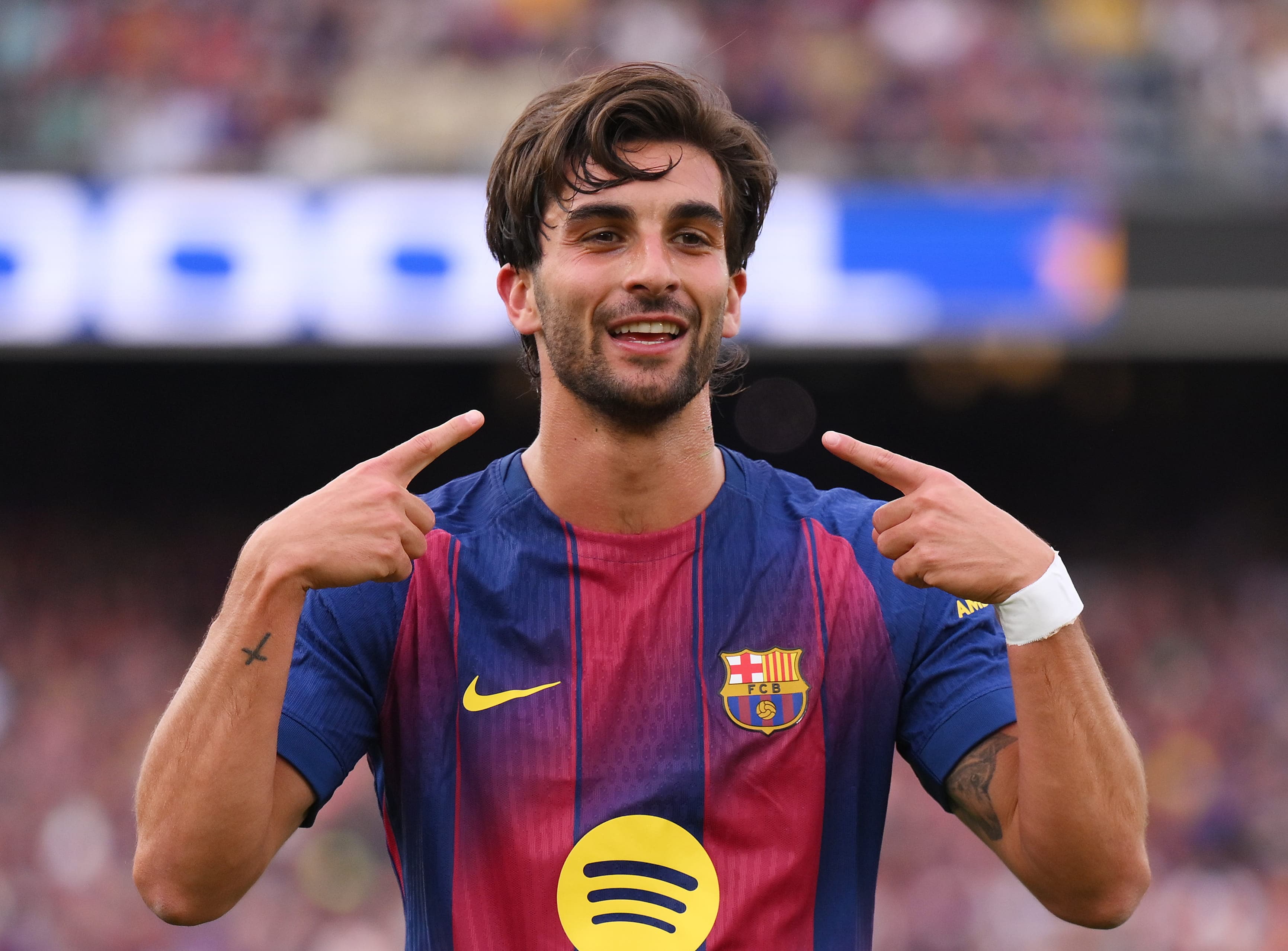 Barcelona forward gives club ultimatum over contract situation