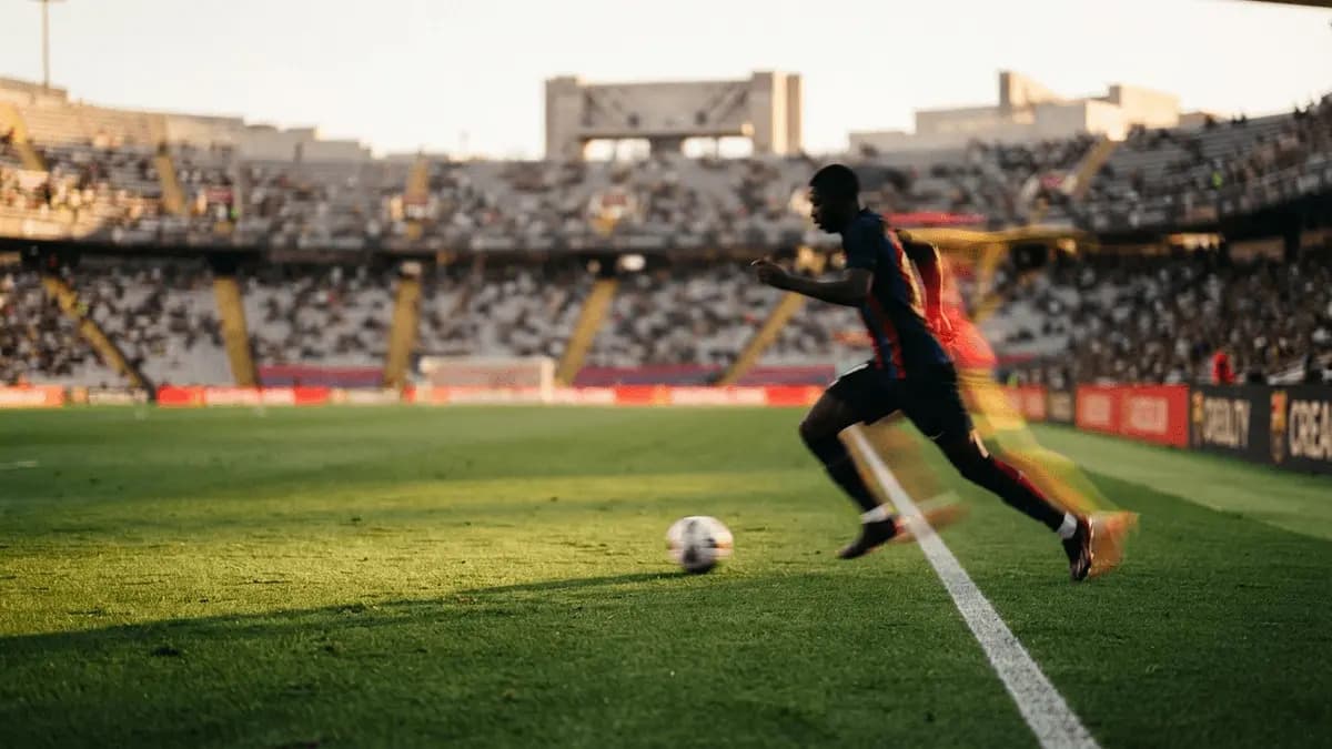 Adeyemi Joins Barcelona in €29m Deal Backed by Flick and Deco