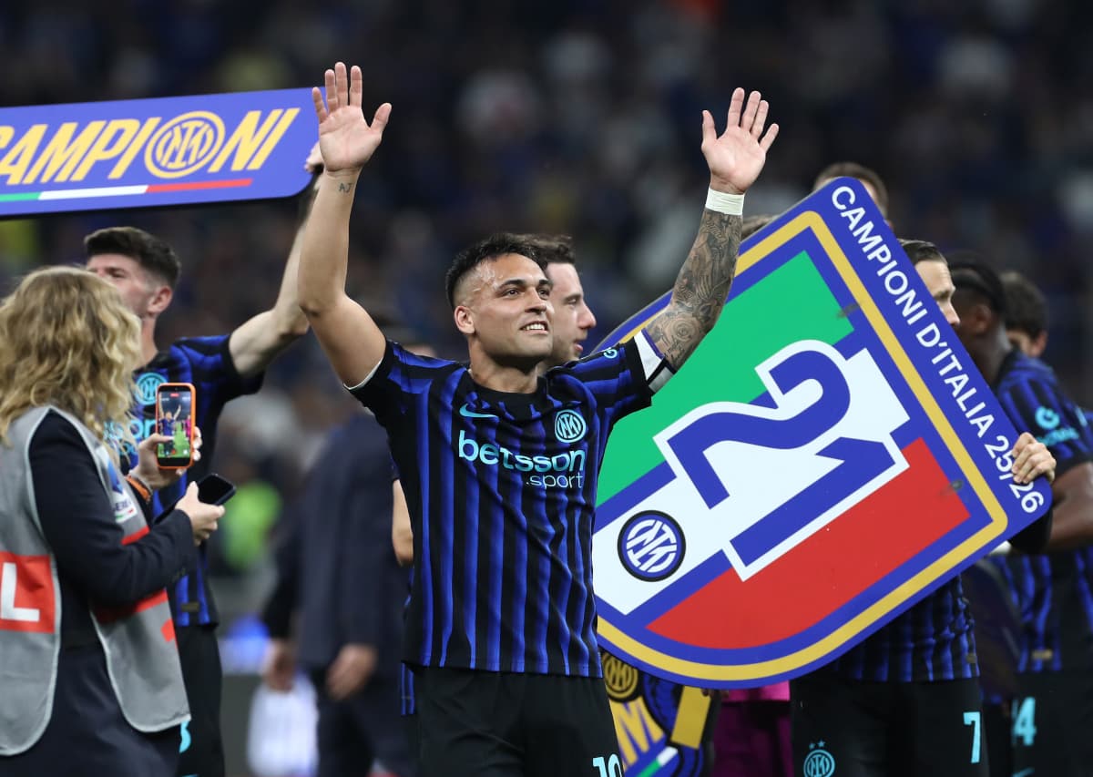 Lautaro Martinez agent: ‘If Barcelona called, I’d reply he is happy at Inter’