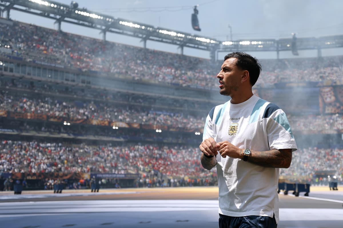 Report: Milan submit offer for Boca Juniors and ex-Roma midfielder Paredes