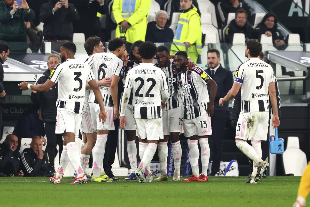 Which Juventus players reported for first day of pre-season under Spalletti?
