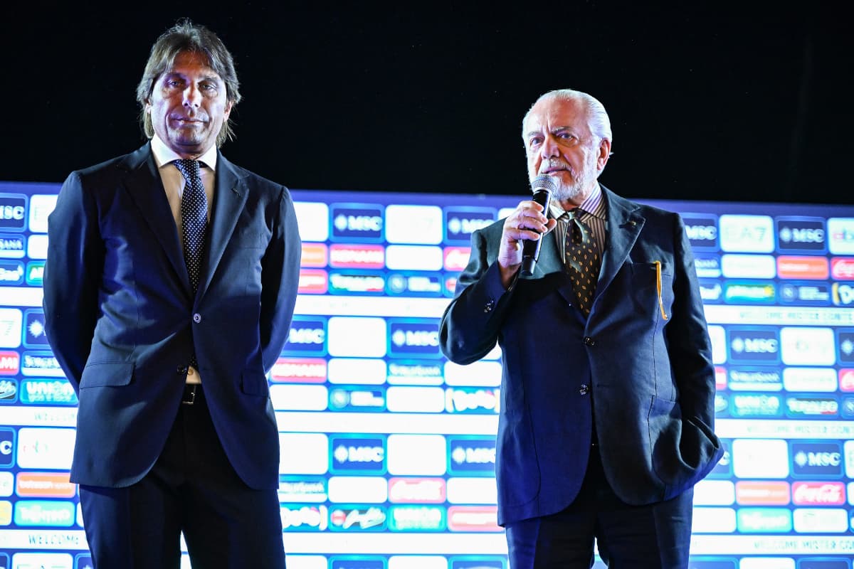 Conte & De Laurentiis make up at Napoli as coach’s exit looks unlikely